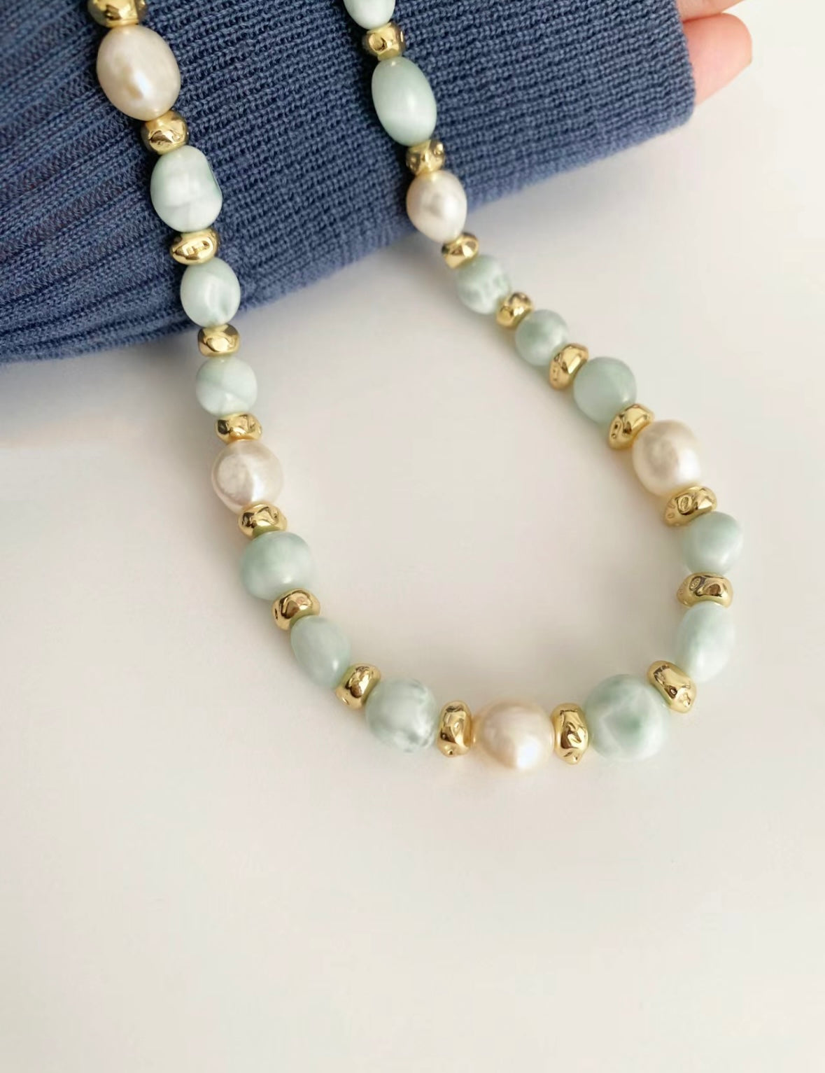 Basic Pearl Necklace DIY