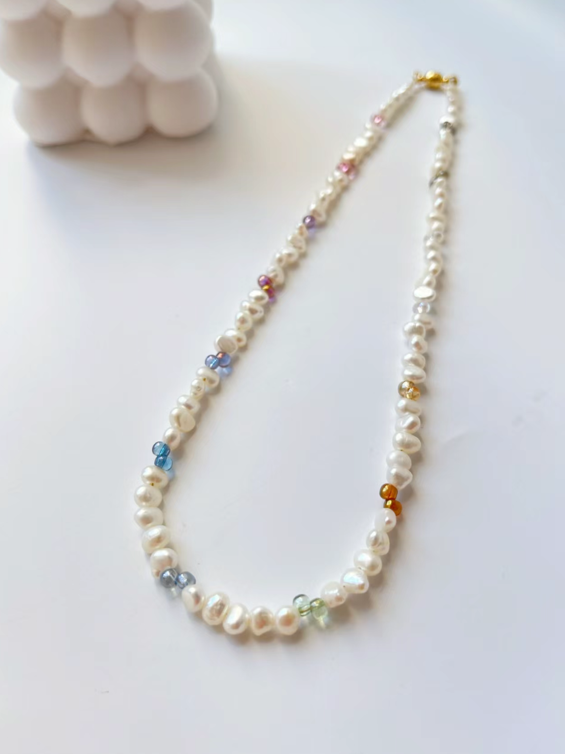 Basic Pearl Necklace DIY