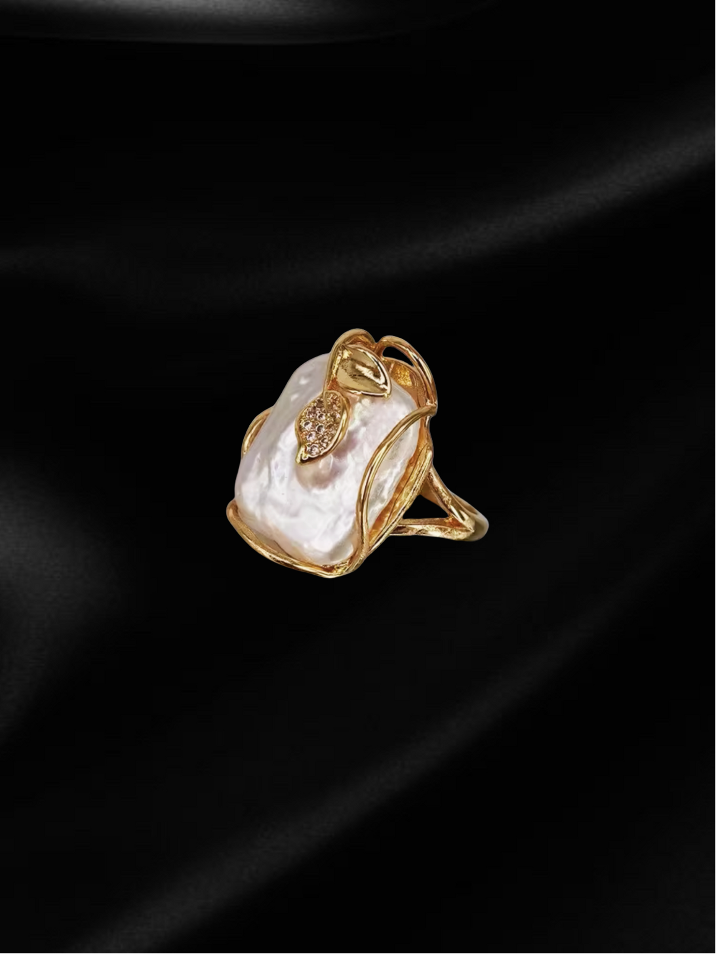 Timeless Baroque Pearl Ring