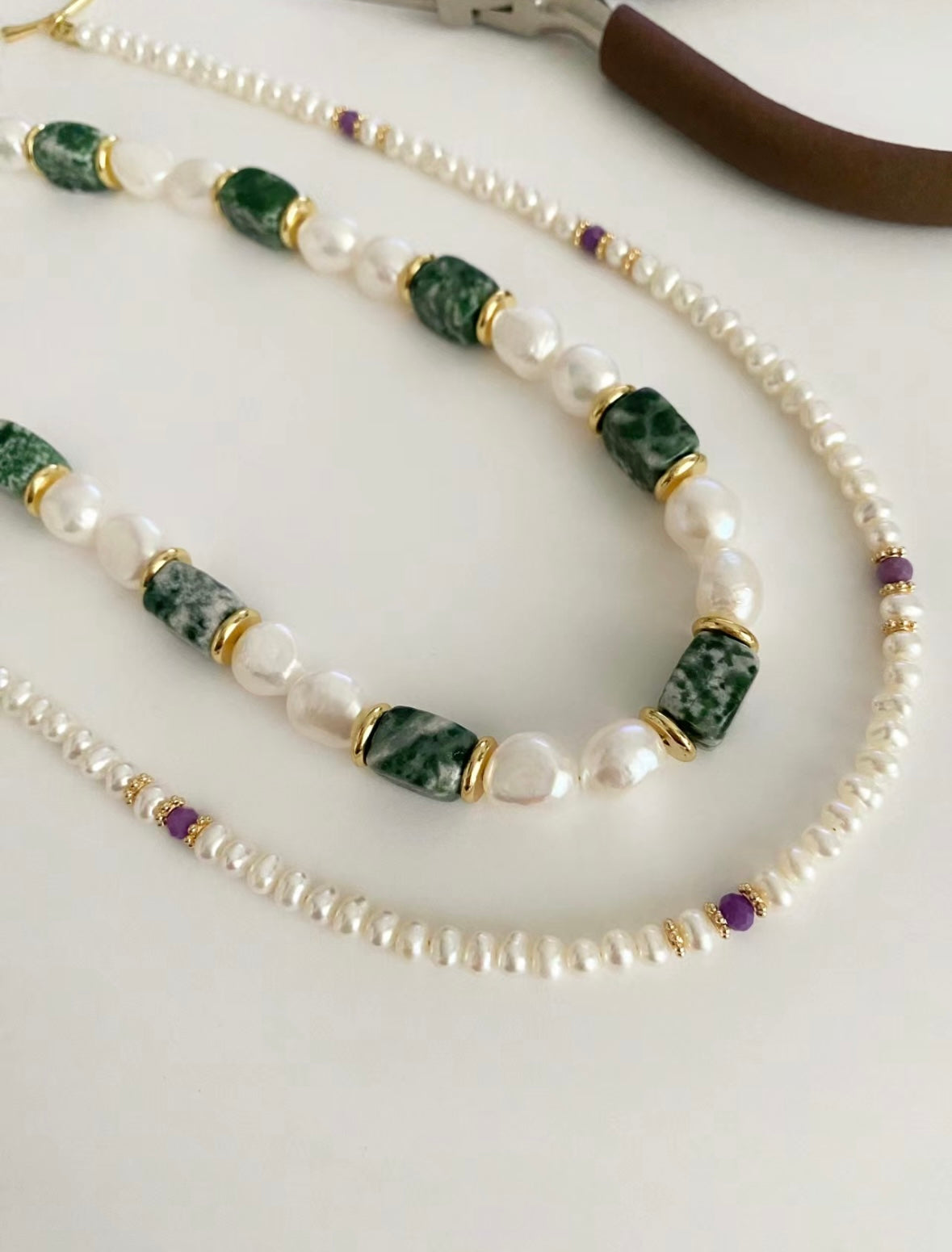 Basic Pearl Necklace DIY