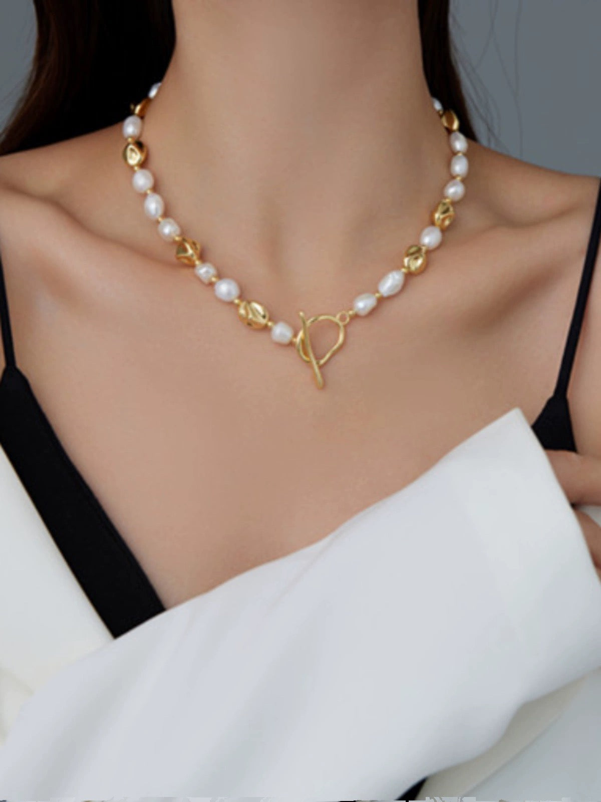 Artisan Chic: Irregular Baroque Pearl Patchwork Copper Gold-Plated Necklace